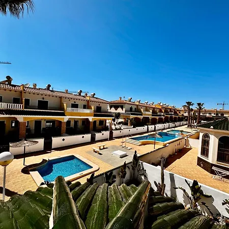 Casa Real Βίλα *