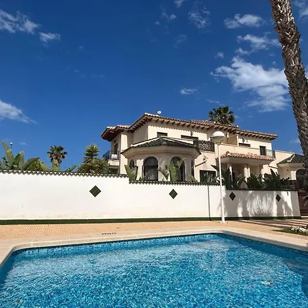 Villa Casa Real